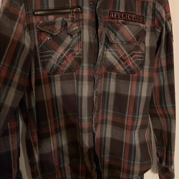 Affliction shirt - Picture 2 of 2
